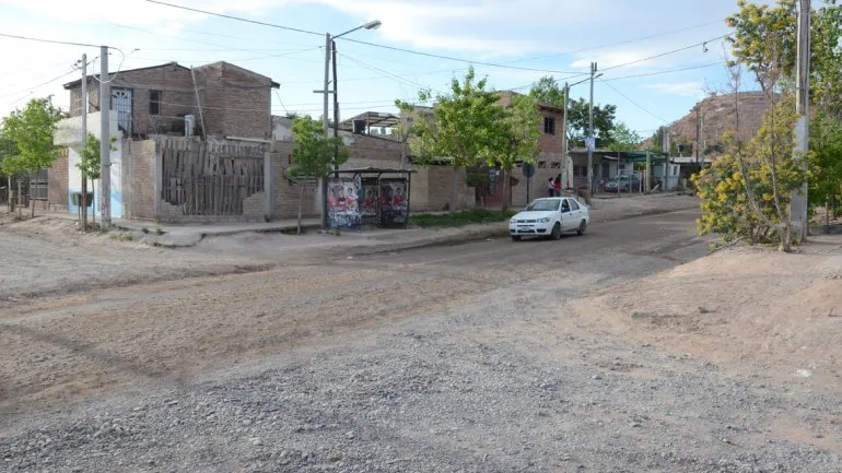 el-hecho-se-produjo-calle-4-barrio-toma-esfuerzo-el-oeste-neuquino (1)