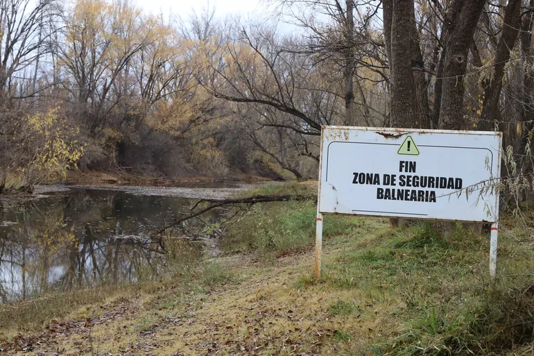 sfp-paseo-costero-balneario-centenario-bajante-brazo-rio-neuquen-17